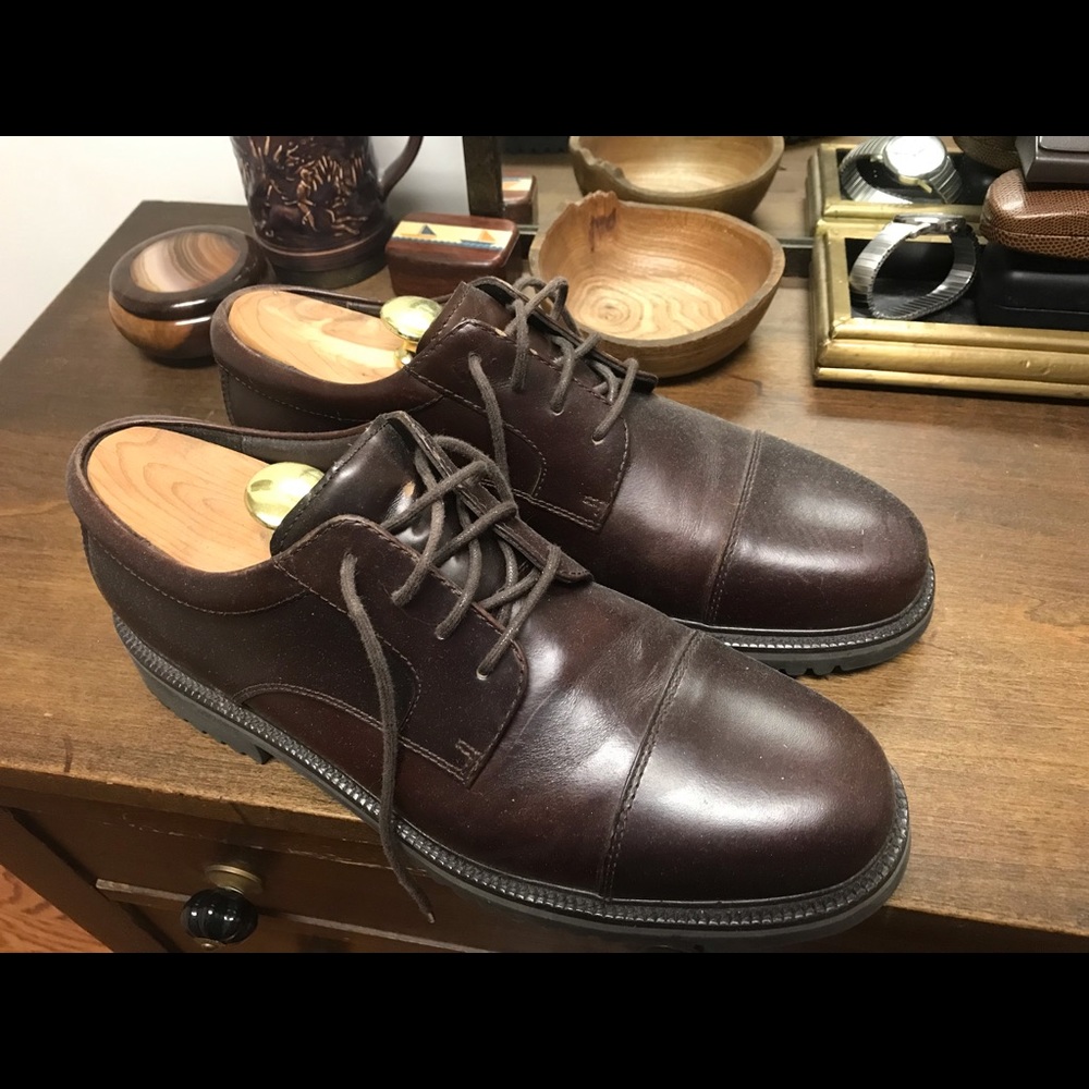 Cole Han Men’s Cap Toe Oxfords 11M